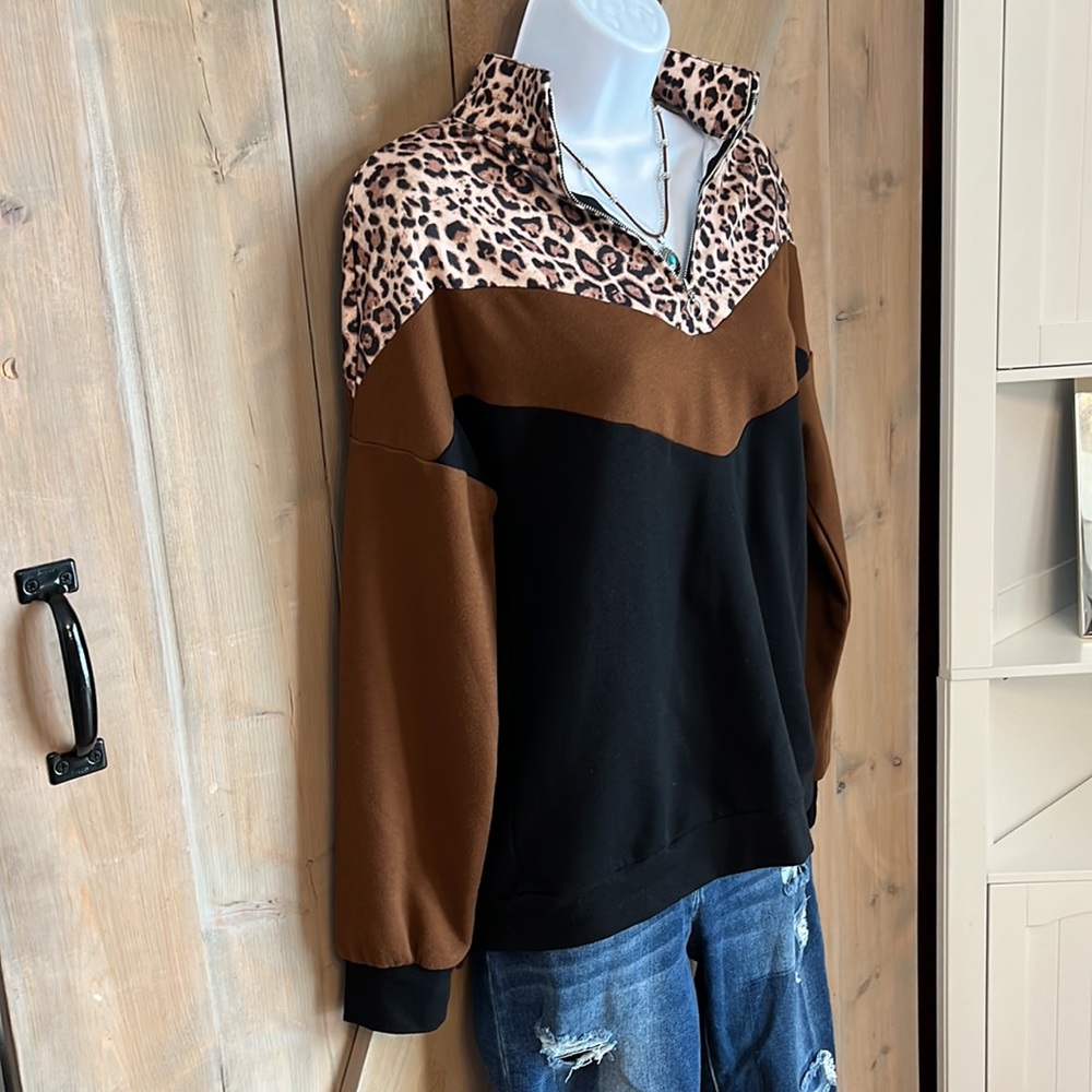 Leopard Block Color Pullover - Picture 3 of 6